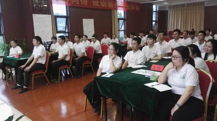 ��������רעΪ����·���ϵ�����ƽ̨