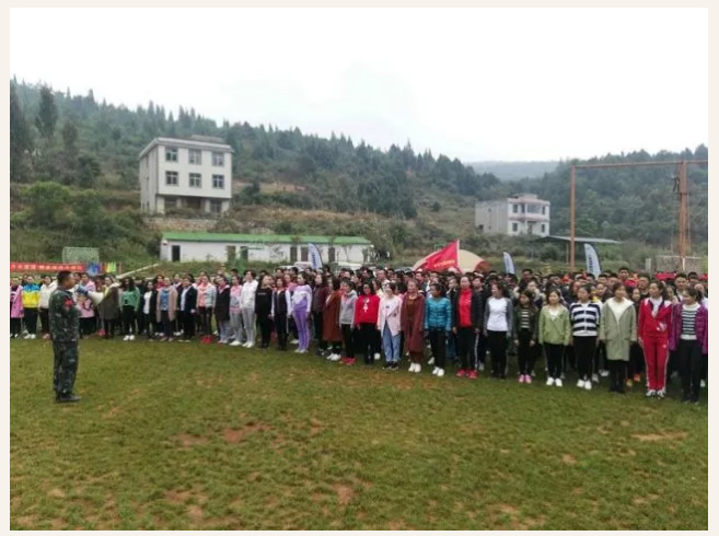 ��������רעΪ����·���ϵ�����ƽ̨