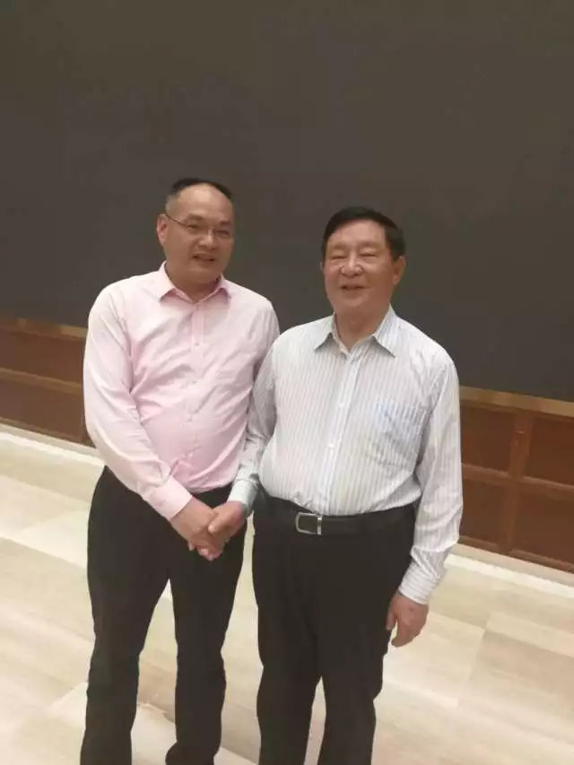 ��������רעΪ����·���ϵ�����ƽ̨