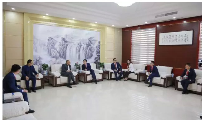 ��������רעΪ����·���ϵ�����ƽ̨