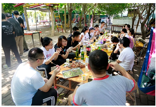 ��������רעΪ����·���ϵ�����ƽ̨