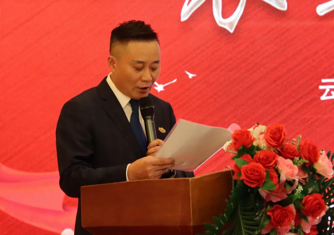 ��������רעΪ����·���ϵ�����ƽ̨