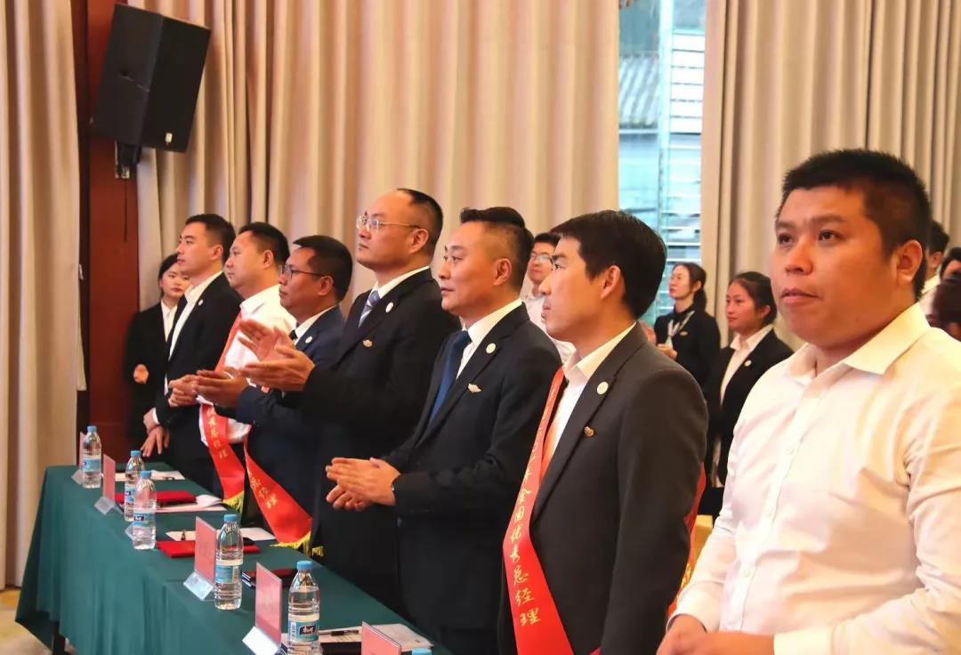 ��������רעΪ����·���ϵ�����ƽ̨