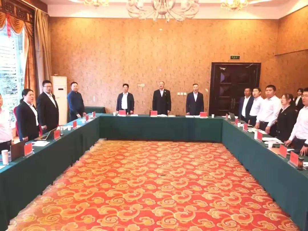 ��������רעΪ����·���ϵ�����ƽ̨