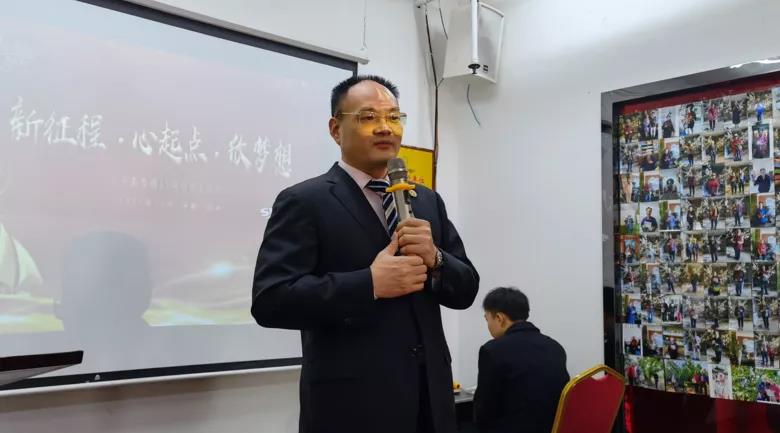 ��������רעΪ����·���ϵ�����ƽ̨