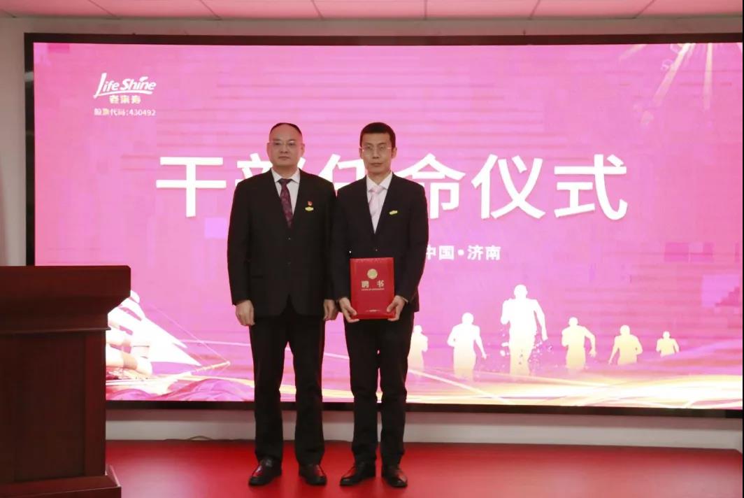 ��������רעΪ����·���ϵ�����ƽ̨