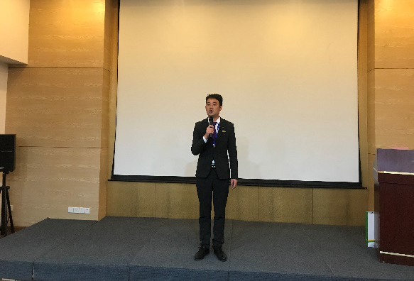 ��������רעΪ����·���ϵ�����ƽ̨