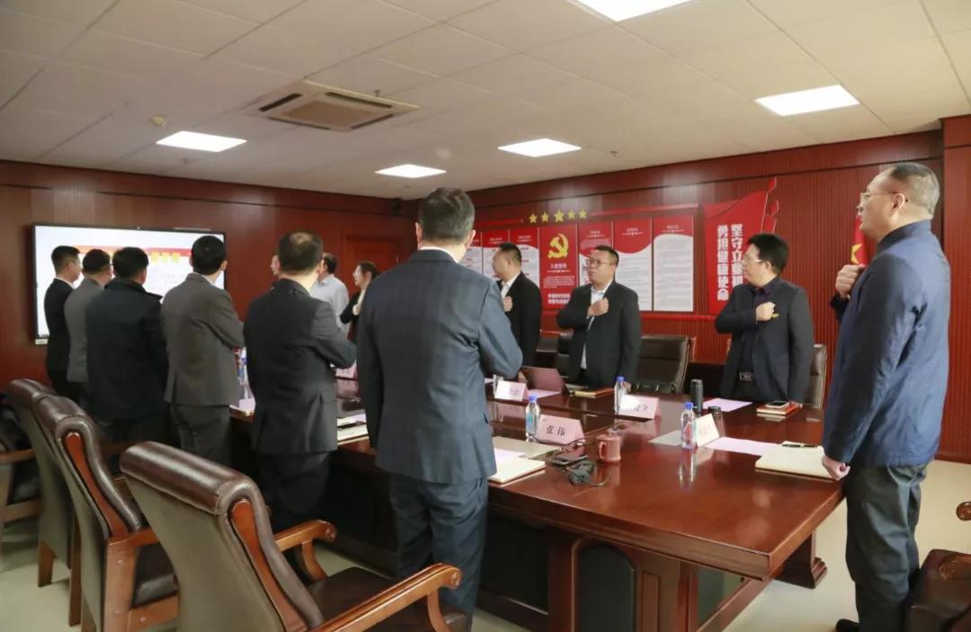 ��������רעΪ����·���ϵ�����ƽ̨