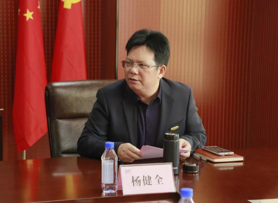 ��������רעΪ����·���ϵ�����ƽ̨