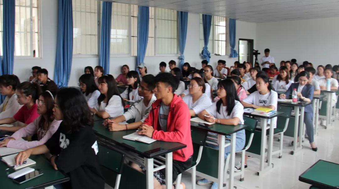 ��������רעΪ����·���ϵ�����ƽ̨