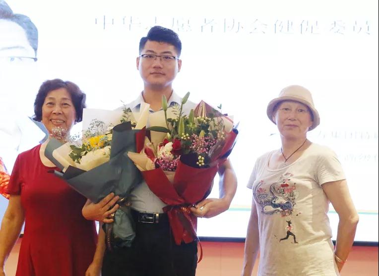 ��������רעΪ����·���ϵ�����ƽ̨