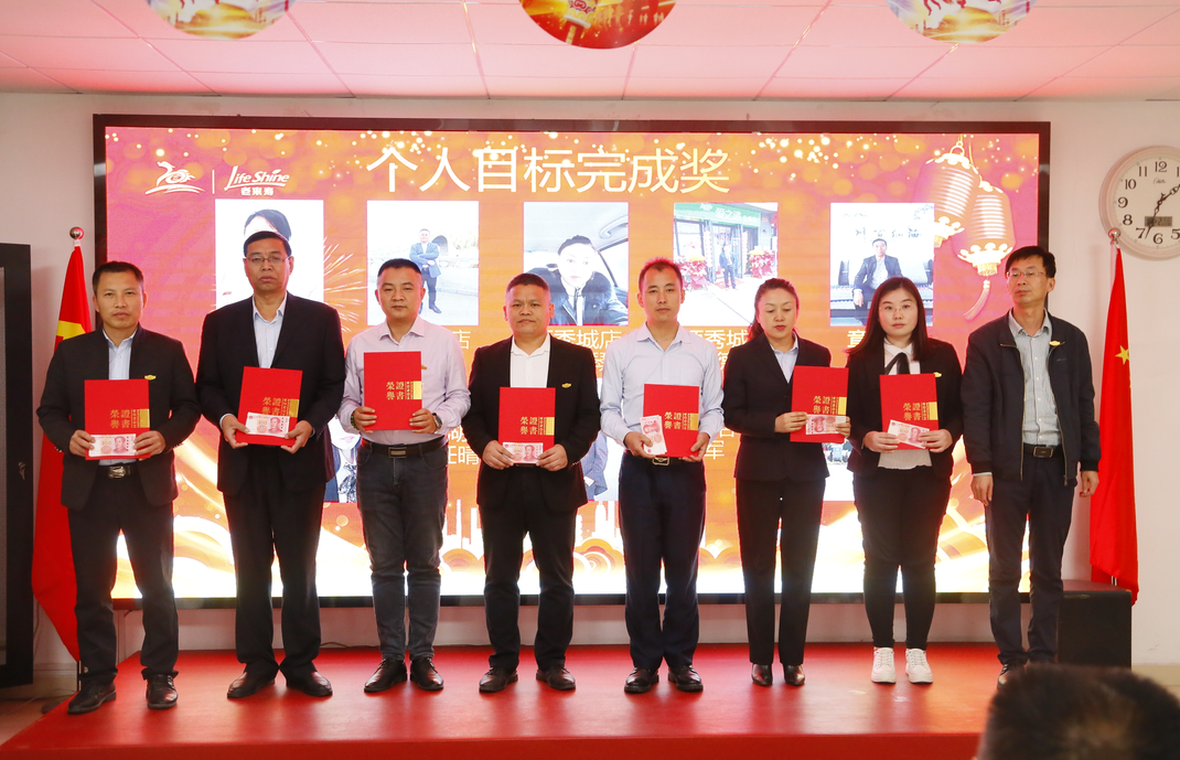 ��������רעΪ����·���ϵ�����ƽ̨