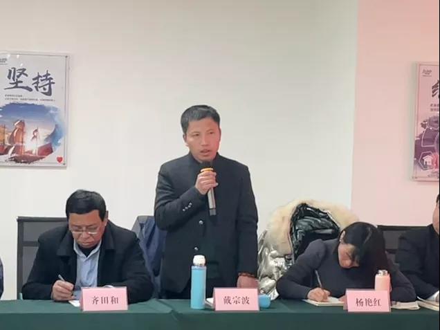 ��������רעΪ����·���ϵ�����ƽ̨