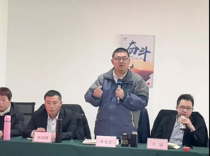 ��������רעΪ����·���ϵ�����ƽ̨