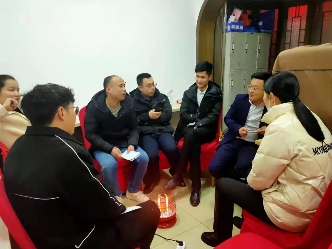 ��������רעΪ����·���ϵ�����ƽ̨