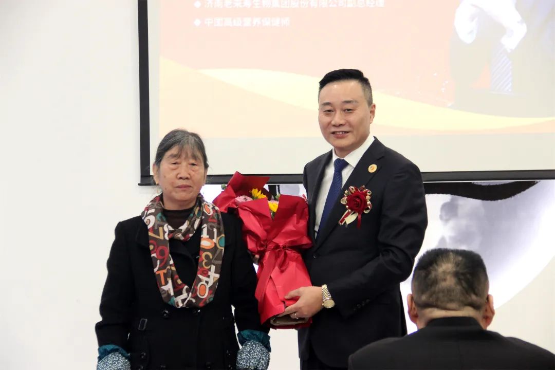 ��������רעΪ����·���ϵ�����ƽ̨