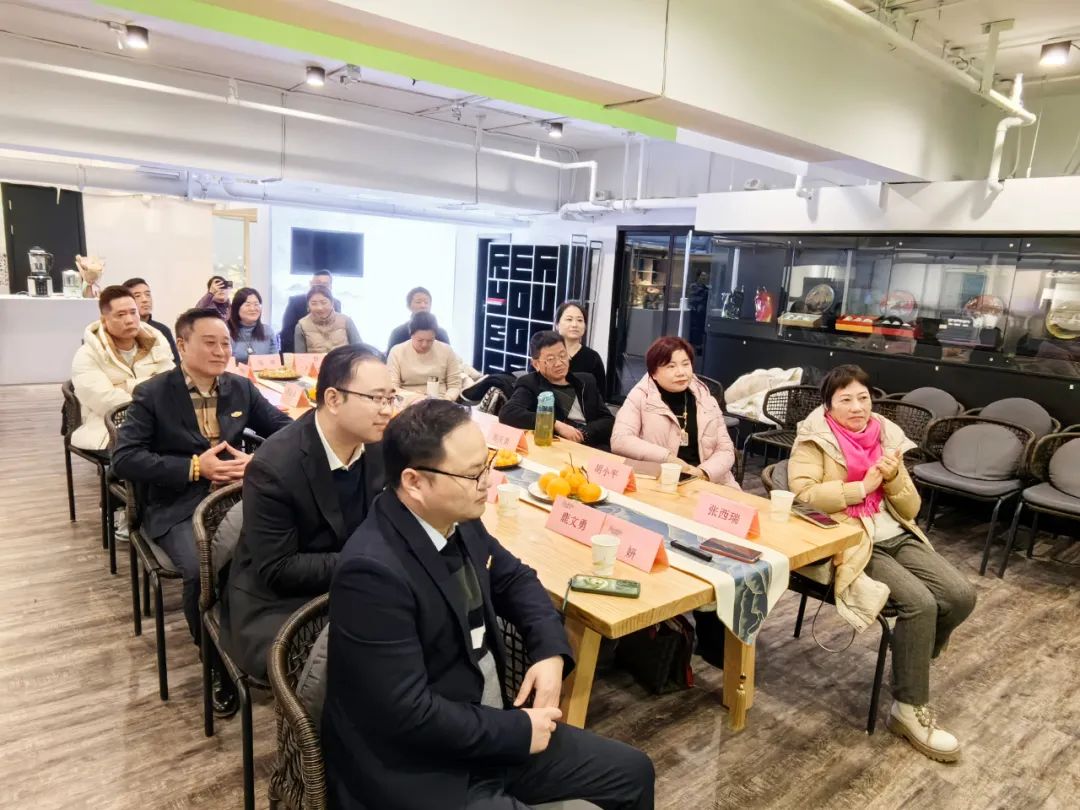 ��������רעΪ����·���ϵ�����ƽ̨