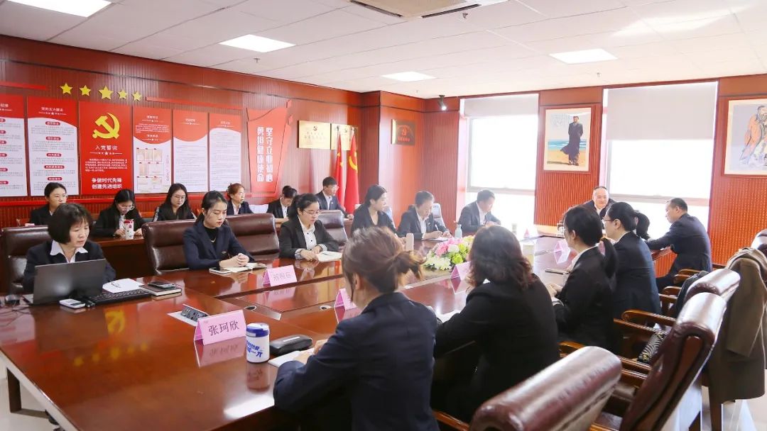 ��������רעΪ����·���ϵ�����ƽ̨