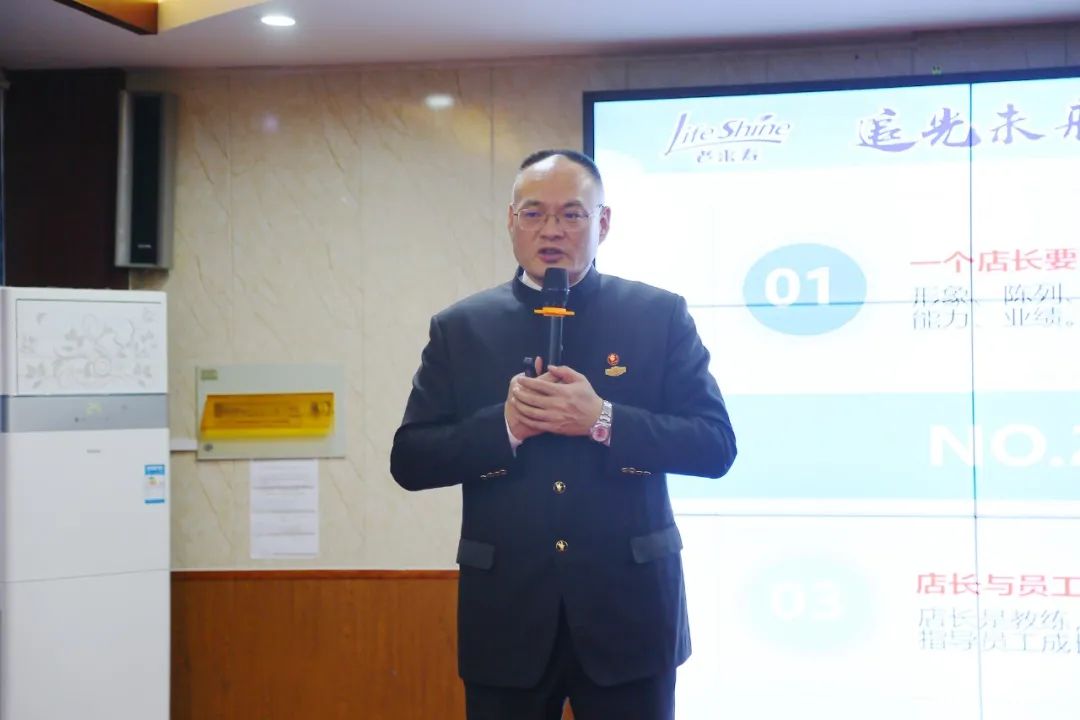 ��������רעΪ����·���ϵ�����ƽ̨