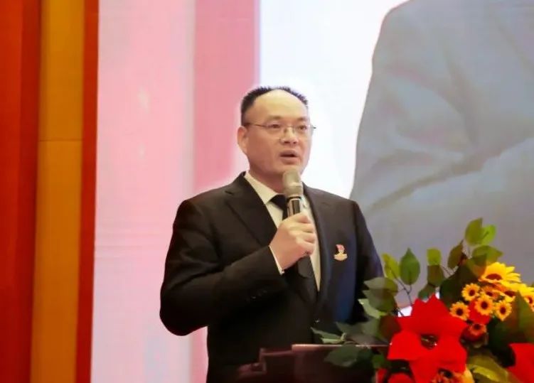 ��������רעΪ����·���ϵ�����ƽ̨