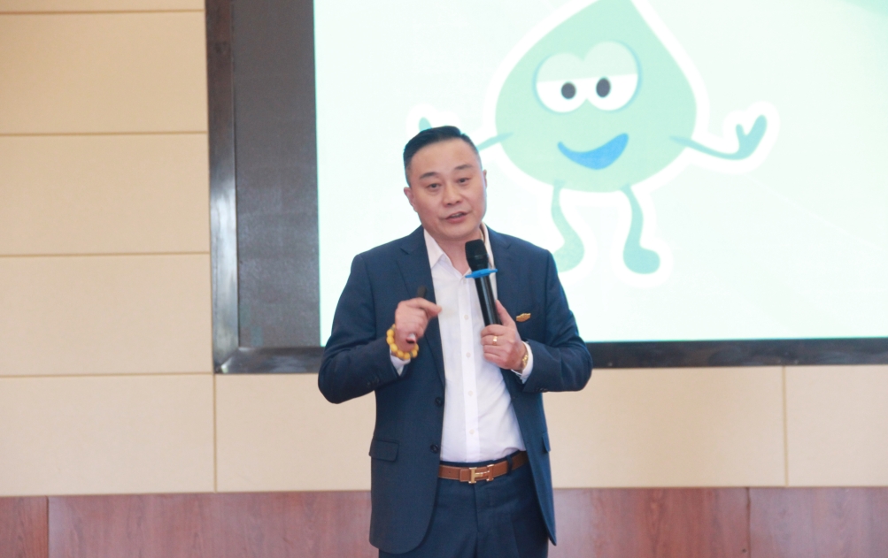 ��������רעΪ����·���ϵ�����ƽ̨