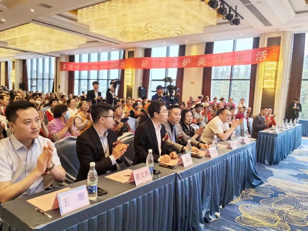 ��������רעΪ����·���ϵ�����ƽ̨