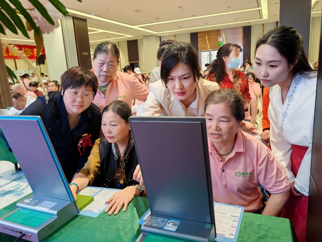 ��������רעΪ����·���ϵ�����ƽ̨