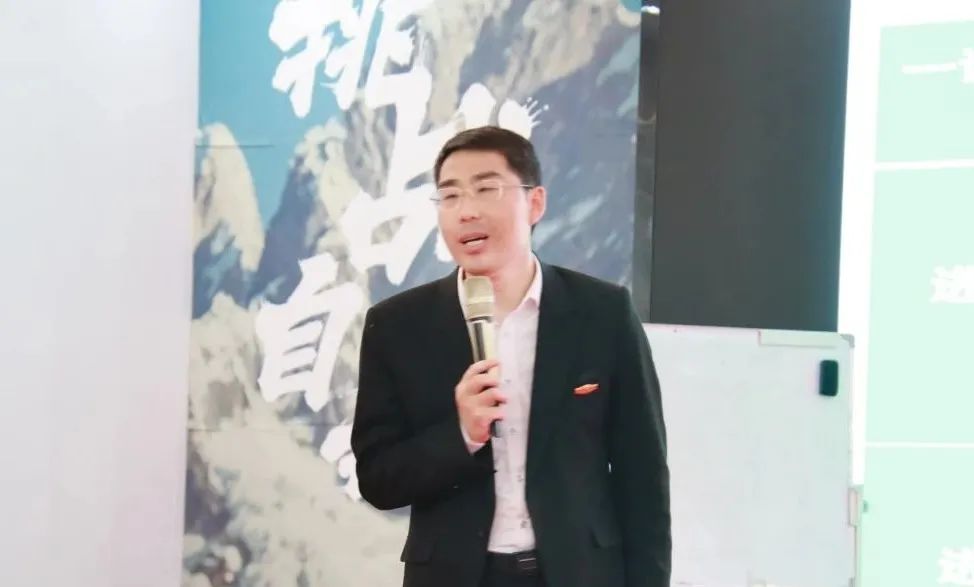 ��������רעΪ����·���ϵ�����ƽ̨