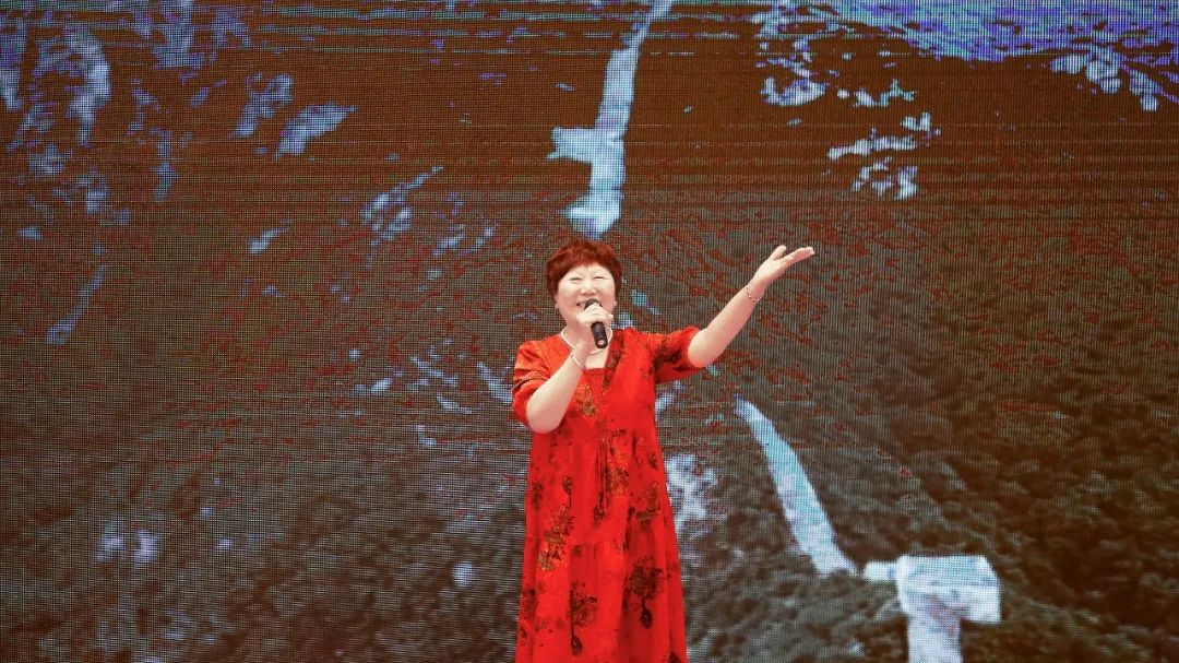 ��������רעΪ����·���ϵ�����ƽ̨