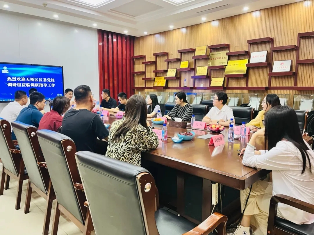 ��������רעΪ����·���ϵ�����ƽ̨