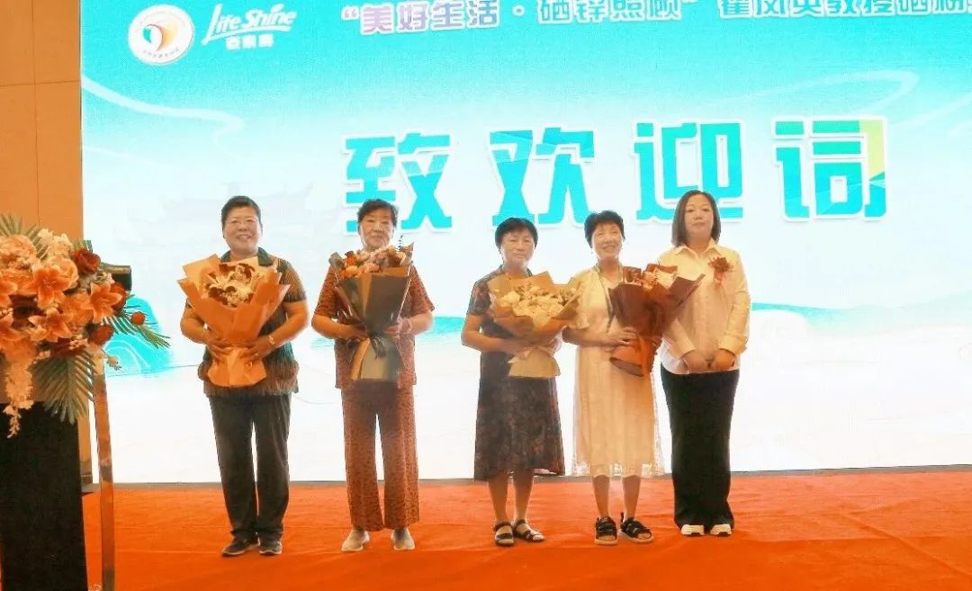 ��������רעΪ����·���ϵ�����ƽ̨