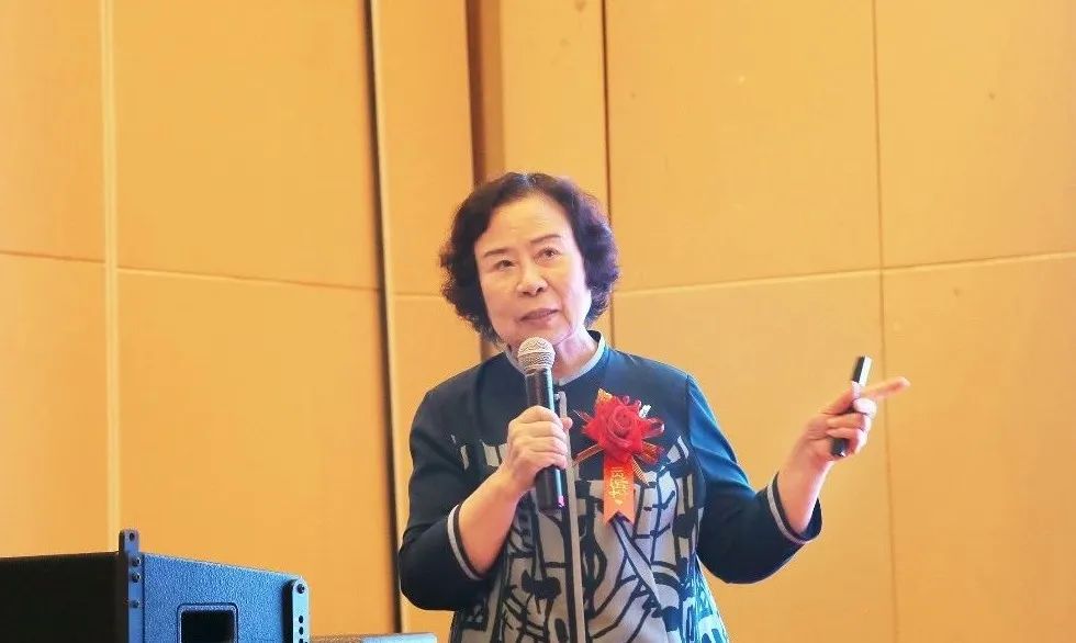 ��������רעΪ����·���ϵ�����ƽ̨