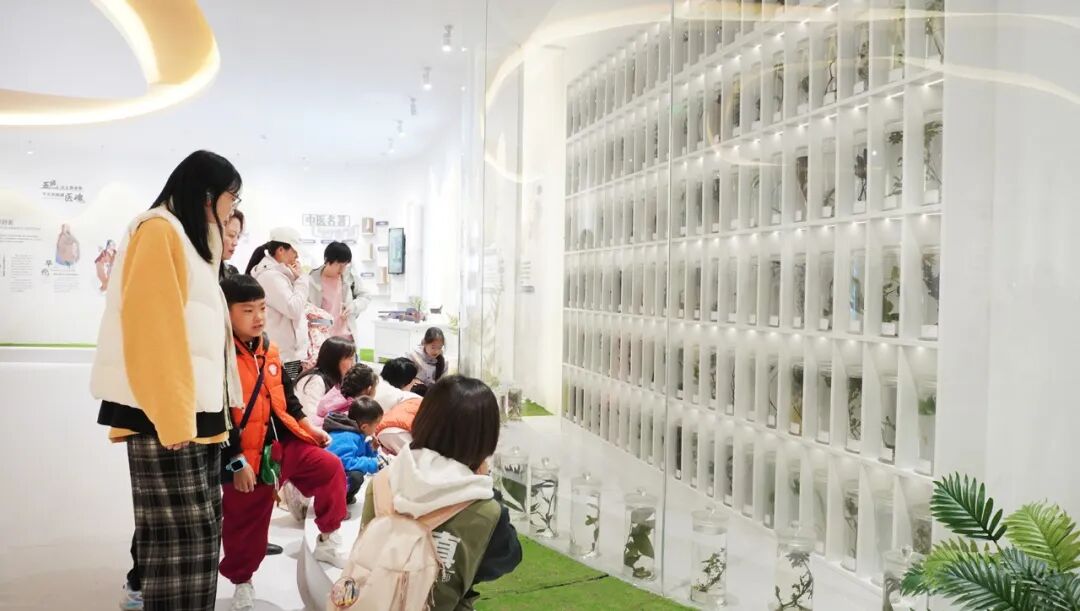 ��������רעΪ����·���ϵ�����ƽ̨