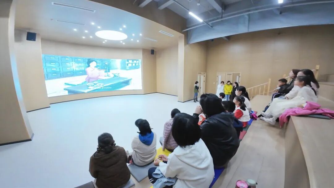 ��������רעΪ����·���ϵ�����ƽ̨