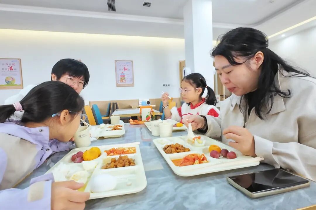 ��������רעΪ����·���ϵ�����ƽ̨