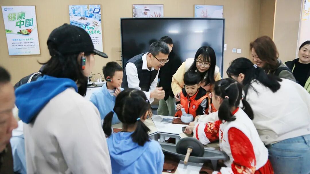 ��������רעΪ����·���ϵ�����ƽ̨