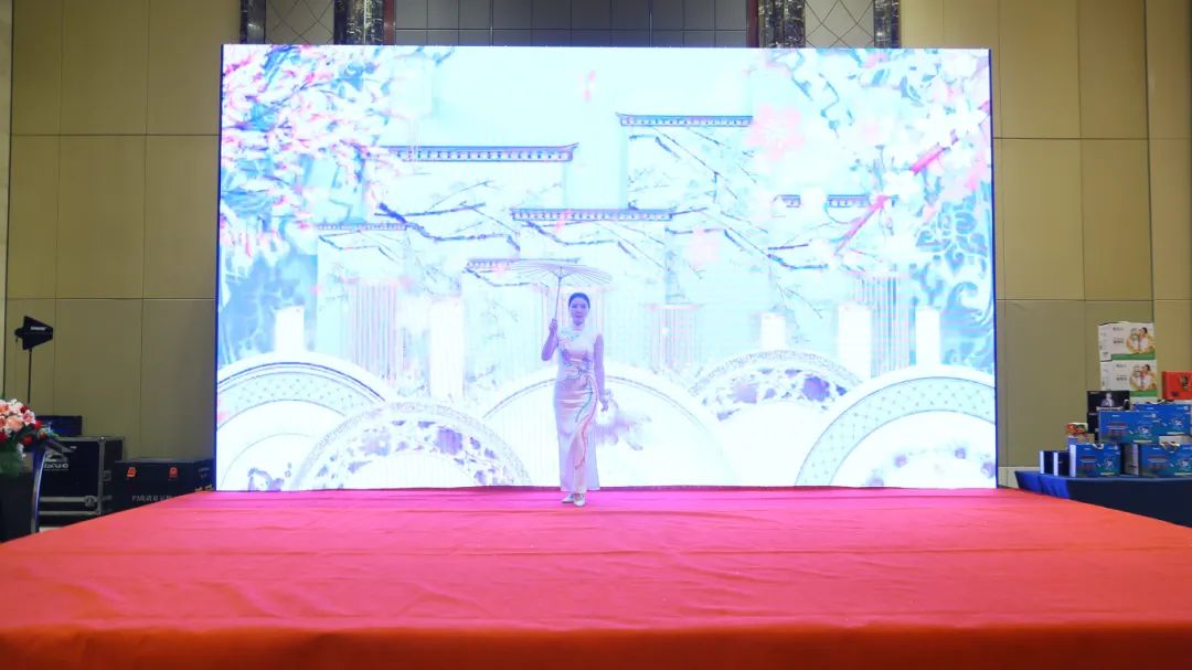 ��������רעΪ����·���ϵ�����ƽ̨