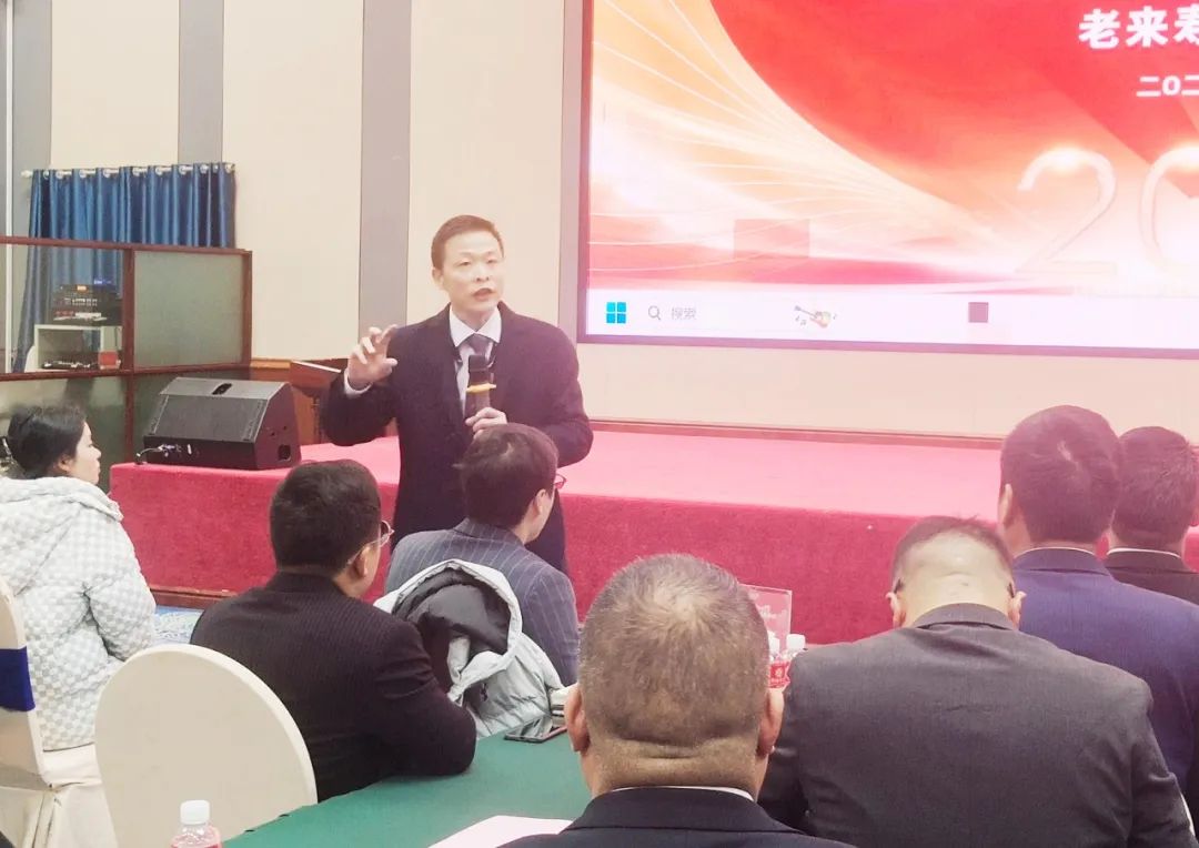 ��������רעΪ����·���ϵ�����ƽ̨