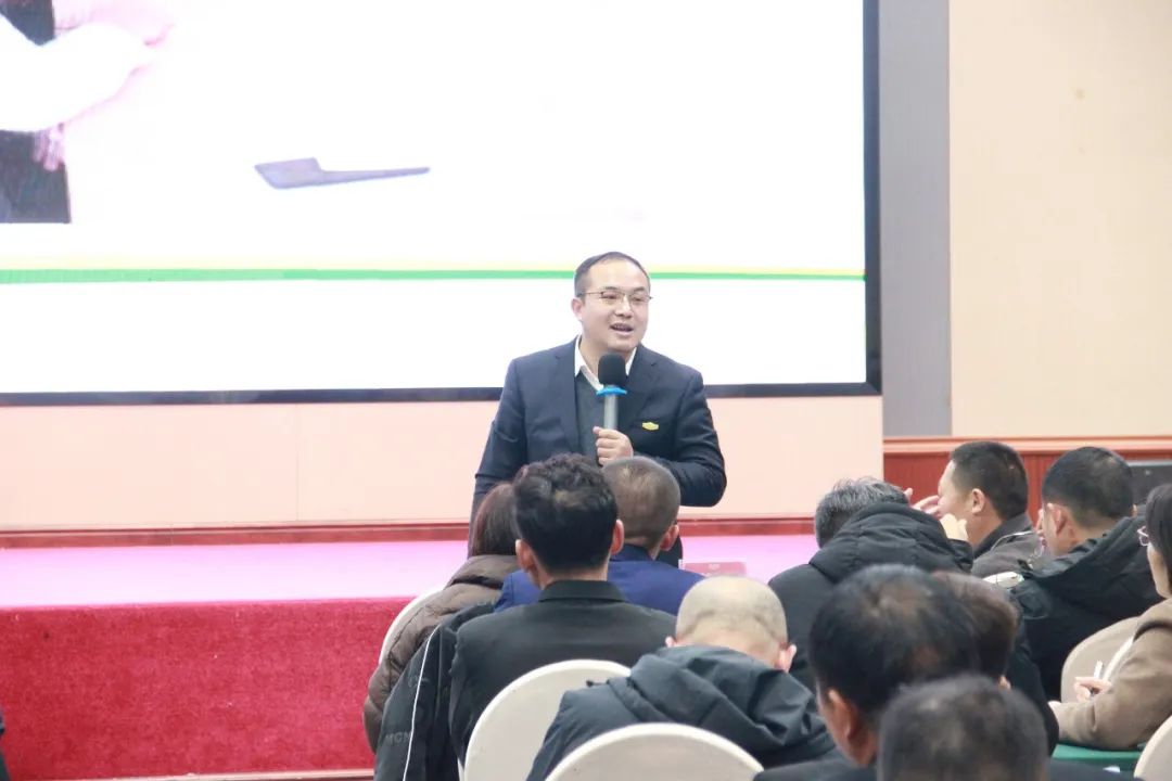 ��������רעΪ����·���ϵ�����ƽ̨